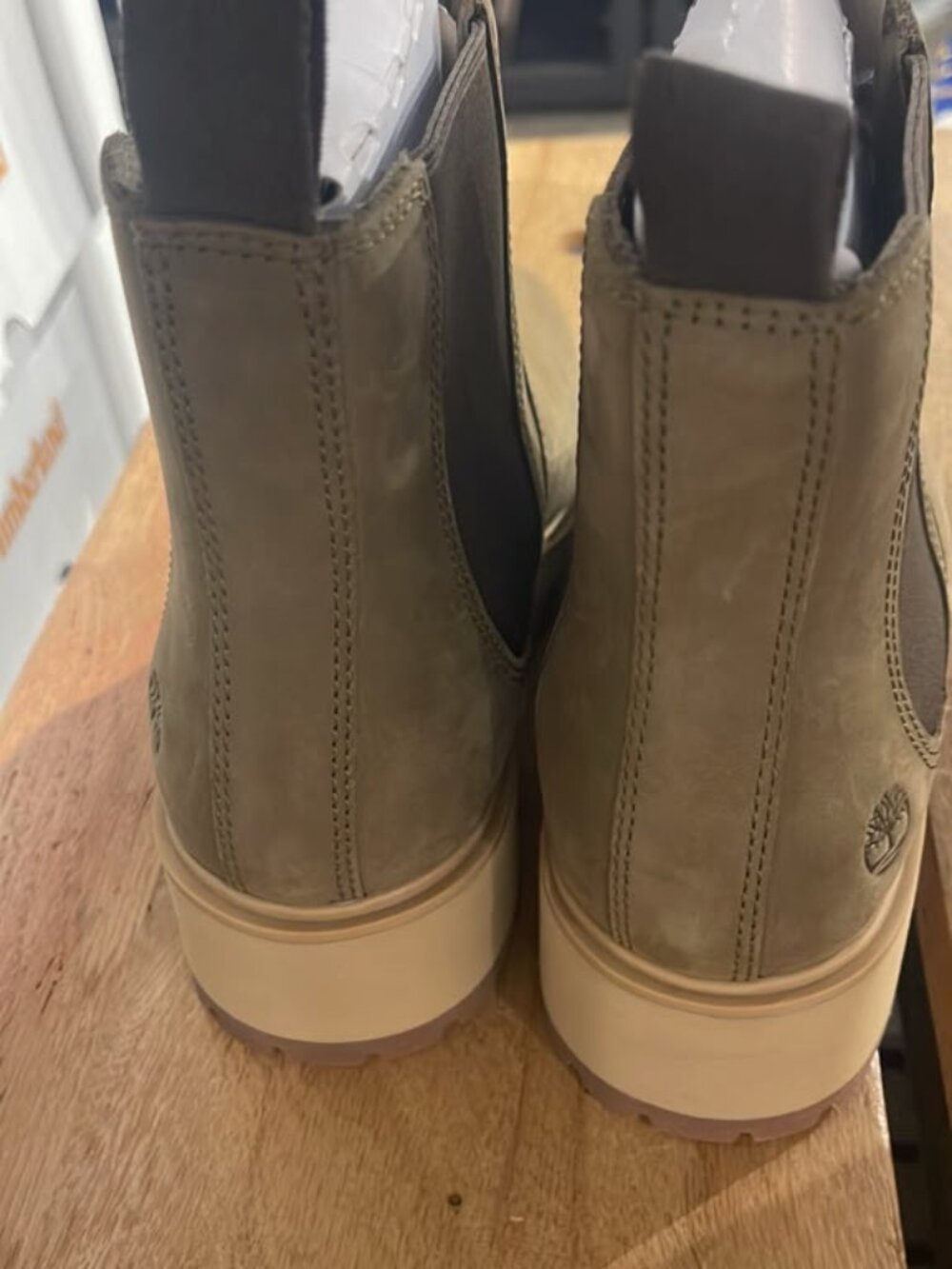 TIMBERLAND WOMEN'S CARNABY ROW MID CHELSEA BOOT OLIVE A2KC7-EO8 ALL SIZES - Picture 5 of 11